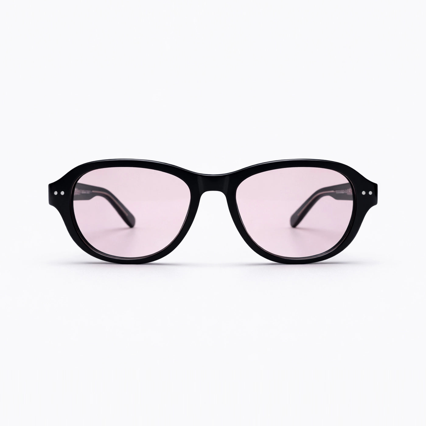 Fontaine Blue offre une silhouette raffinée, délicatement structurée